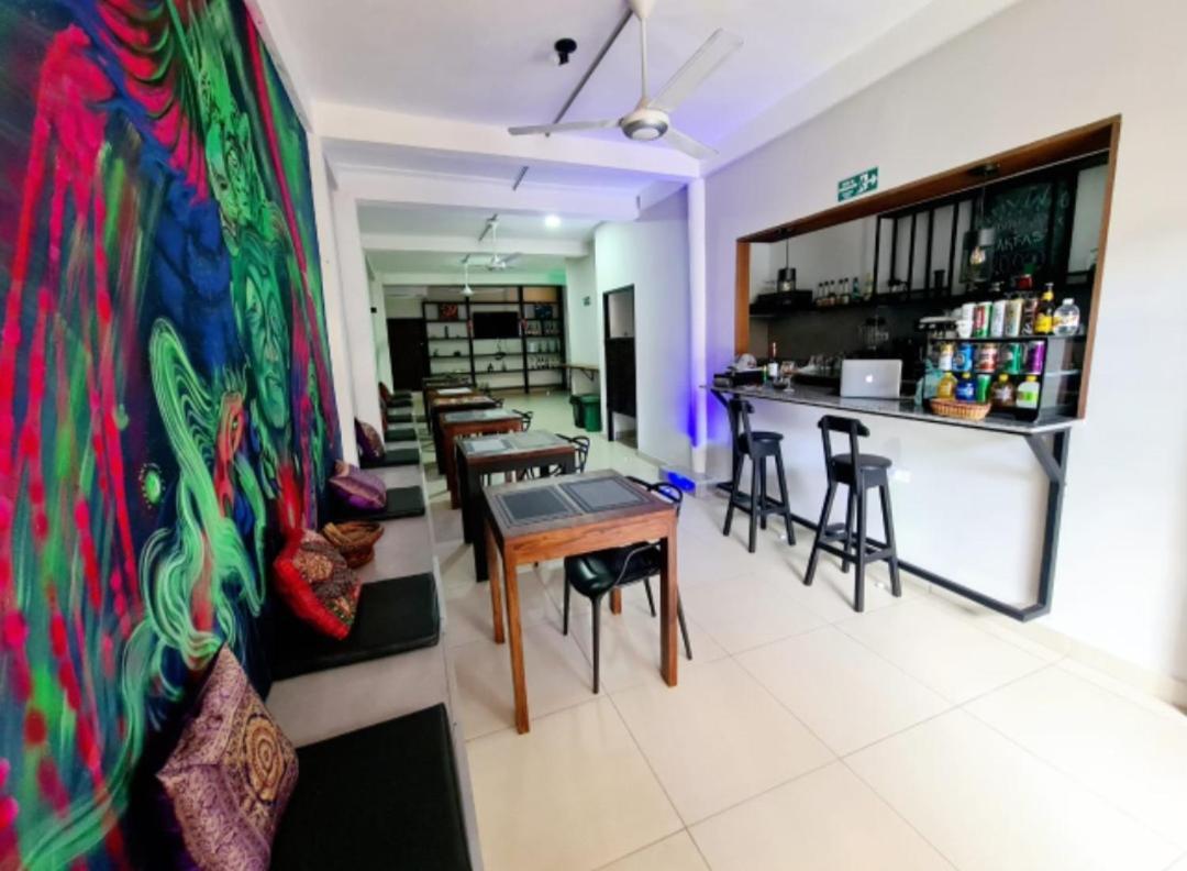 Kanaq Hotel Tours Leticia Bagian luar foto