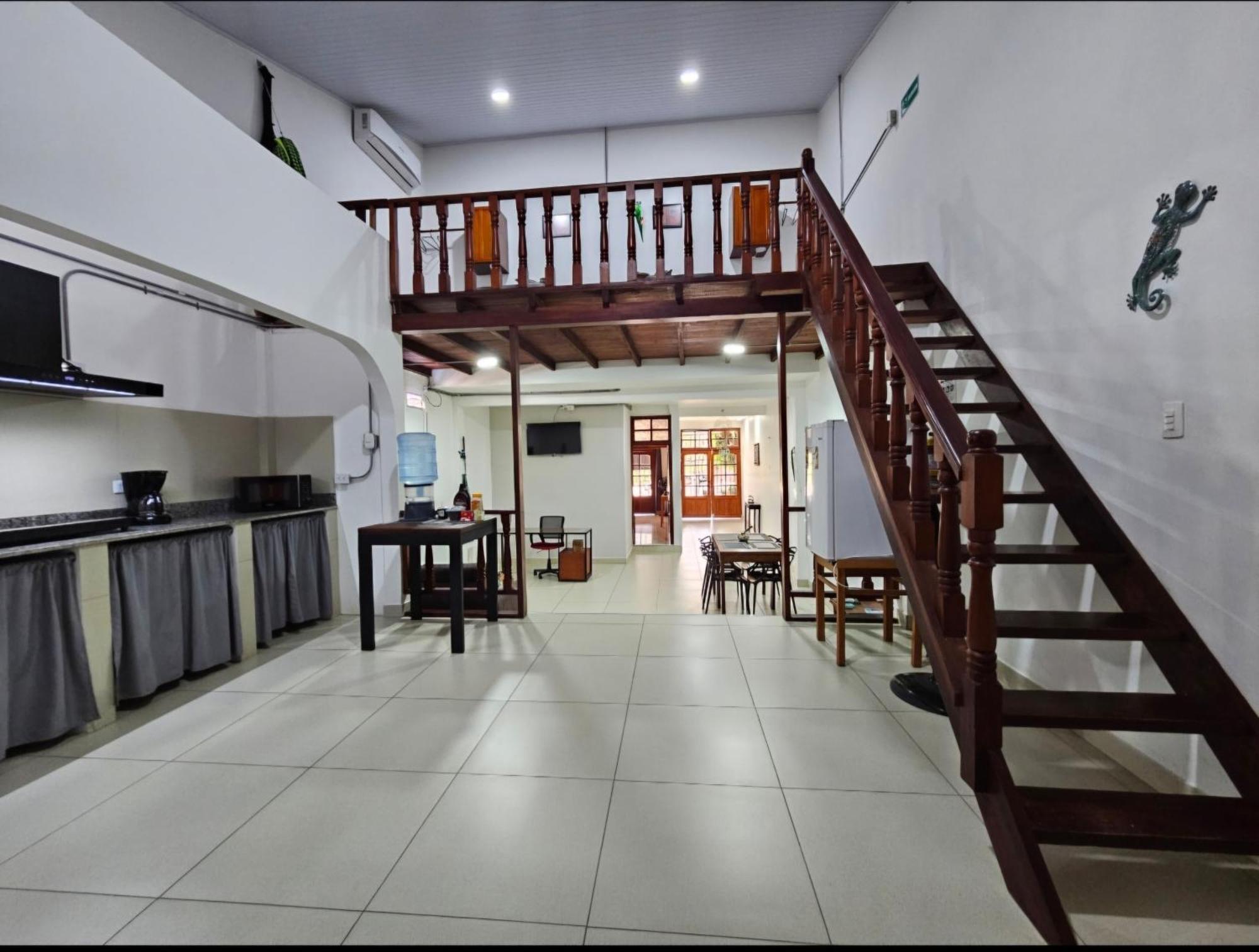 Kanaq Hotel Tours Leticia Bagian luar foto