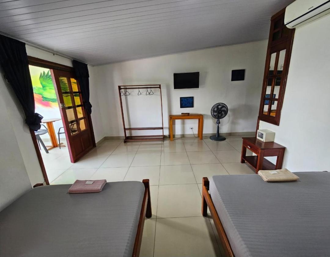 Kanaq Hotel Tours Leticia Bagian luar foto