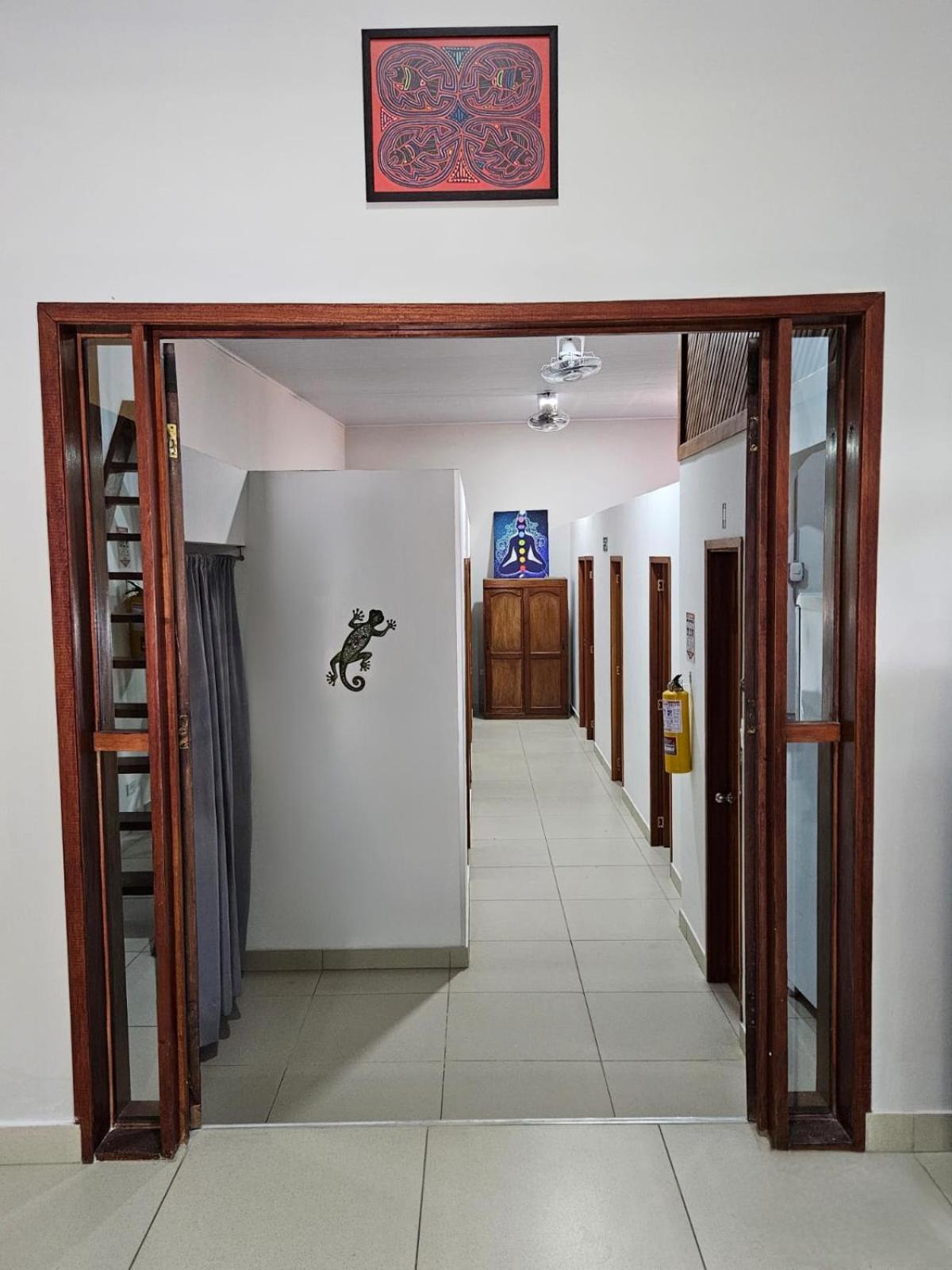 Kanaq Hotel Tours Leticia Bagian luar foto