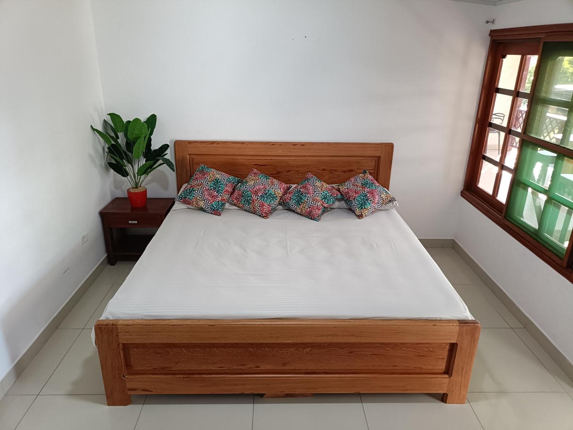 Kanaq Hotel Tours Leticia Bagian luar foto